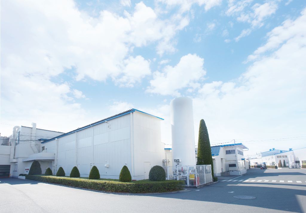 本社工場外観