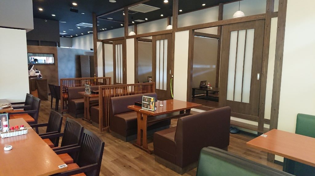 みくりやdining店内