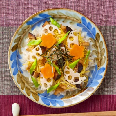 しいたけの旨味たっぷり！もち麦入りちらし寿司