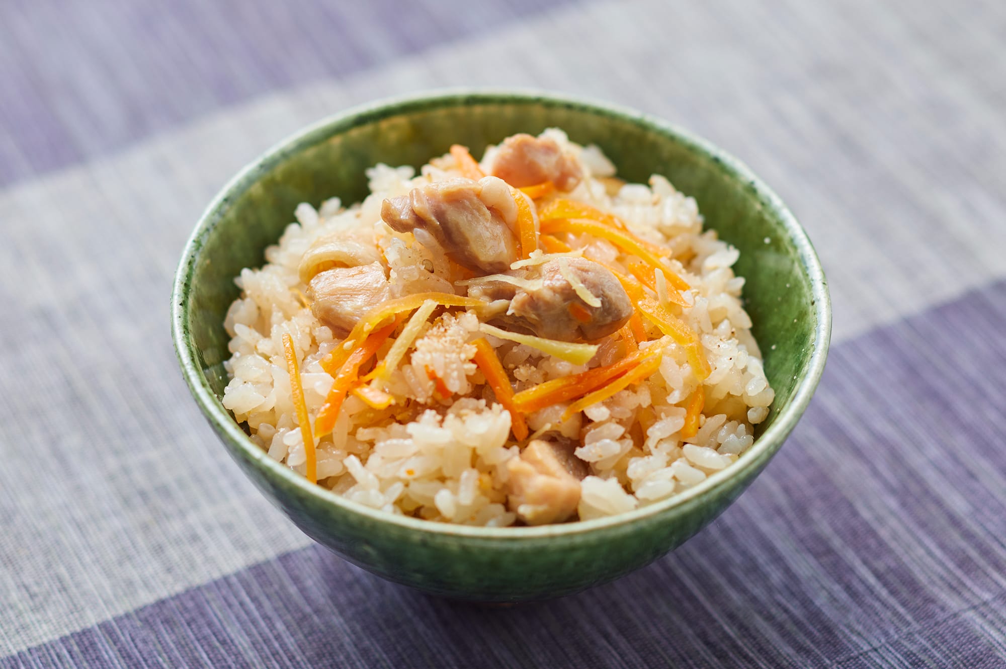 干ししいたけのうま味たっぷり♪はかた鶏めし