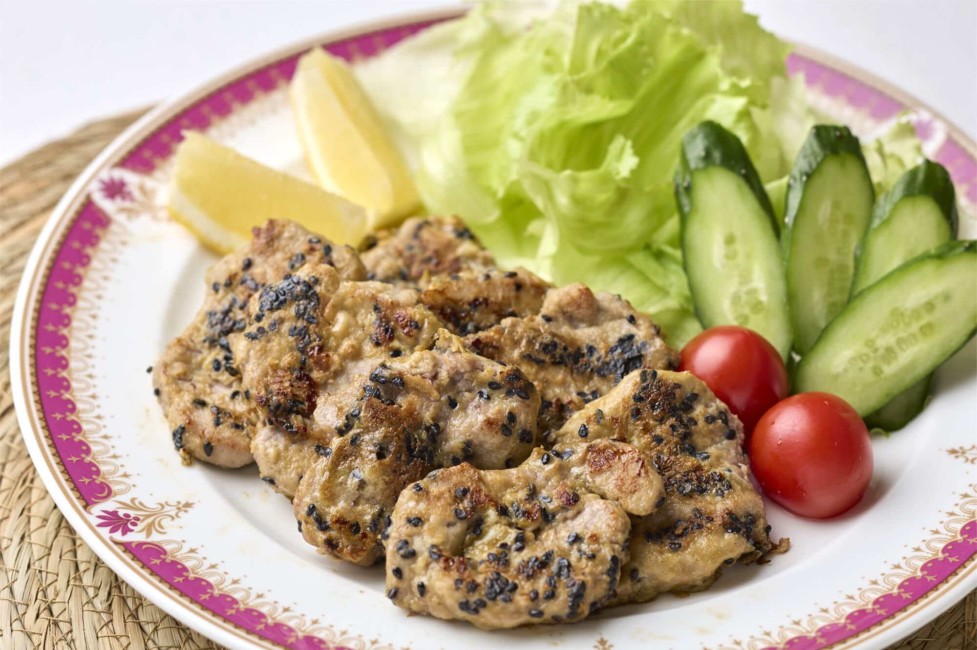 豚ヒレ肉のごまチーズピカタ
