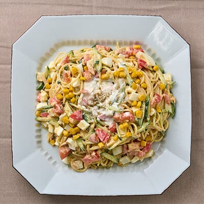 ボリューム満点！カルボナーラ風スパゲッティーサラダ
