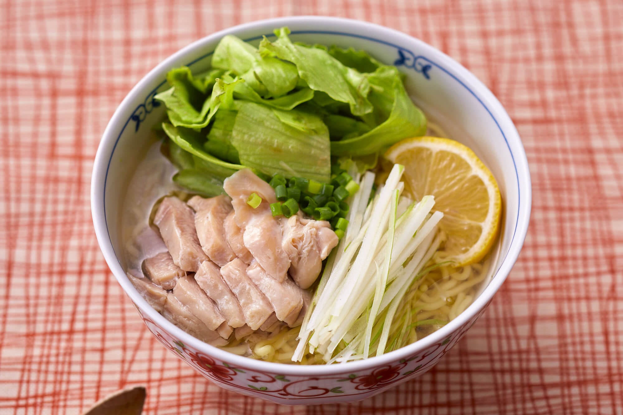 ラー麦麺でつくるフォー風ラーメン