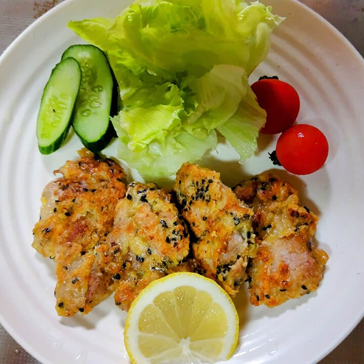 豚ヒレ肉のごまチーズピカタ
